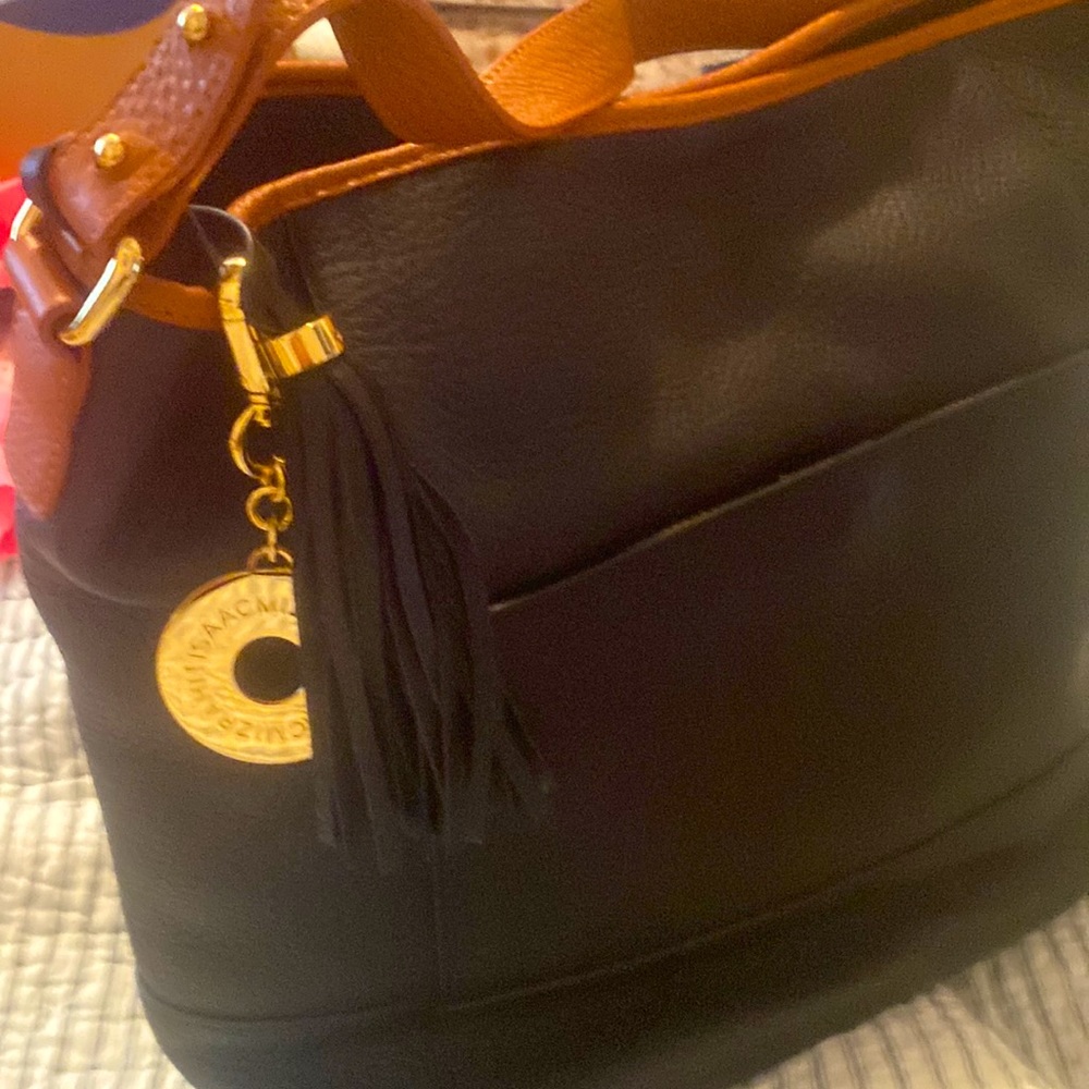 Isaac Mizrahi black pebbled hobo bag